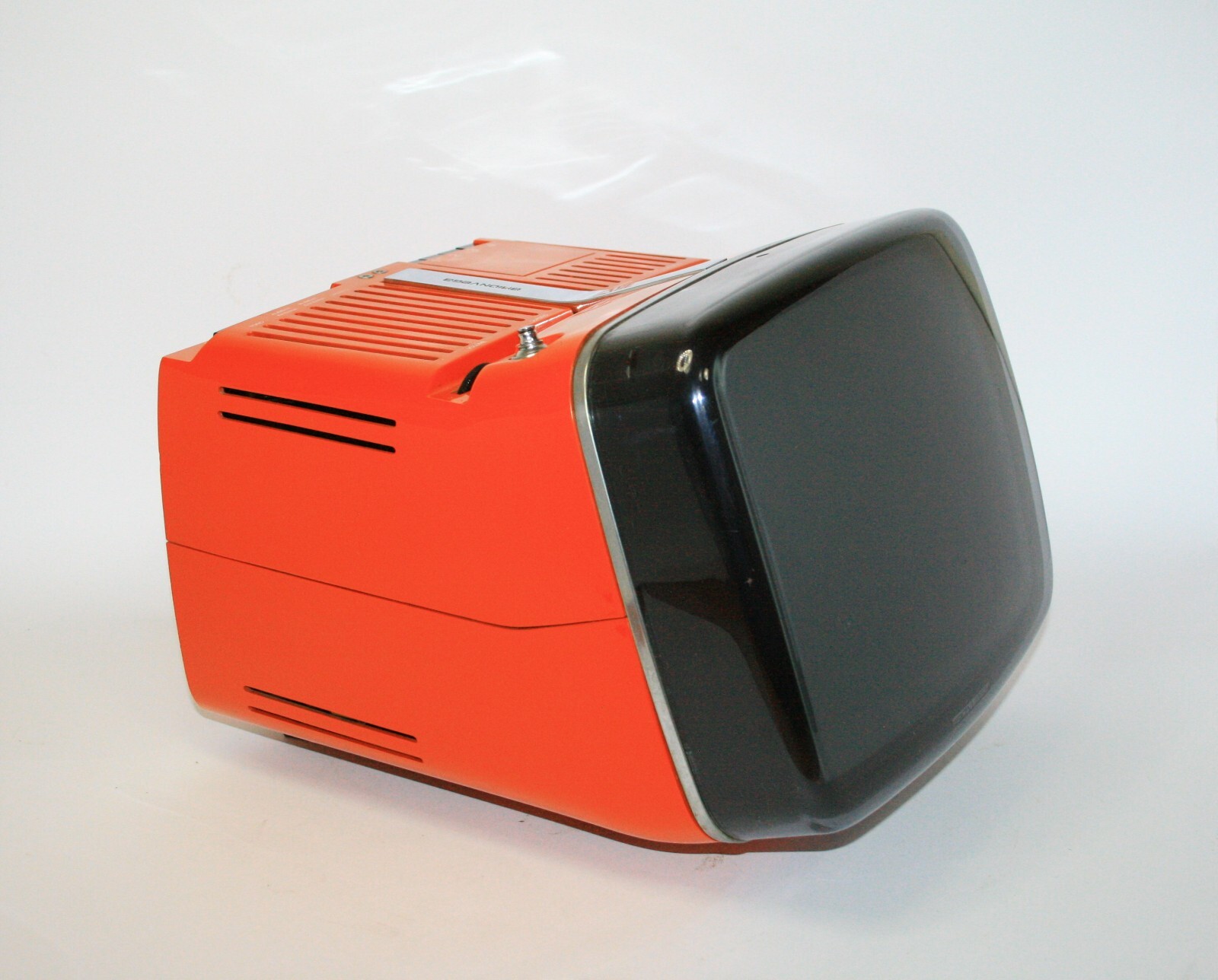 Brionvega Algol 11 VR (Red)