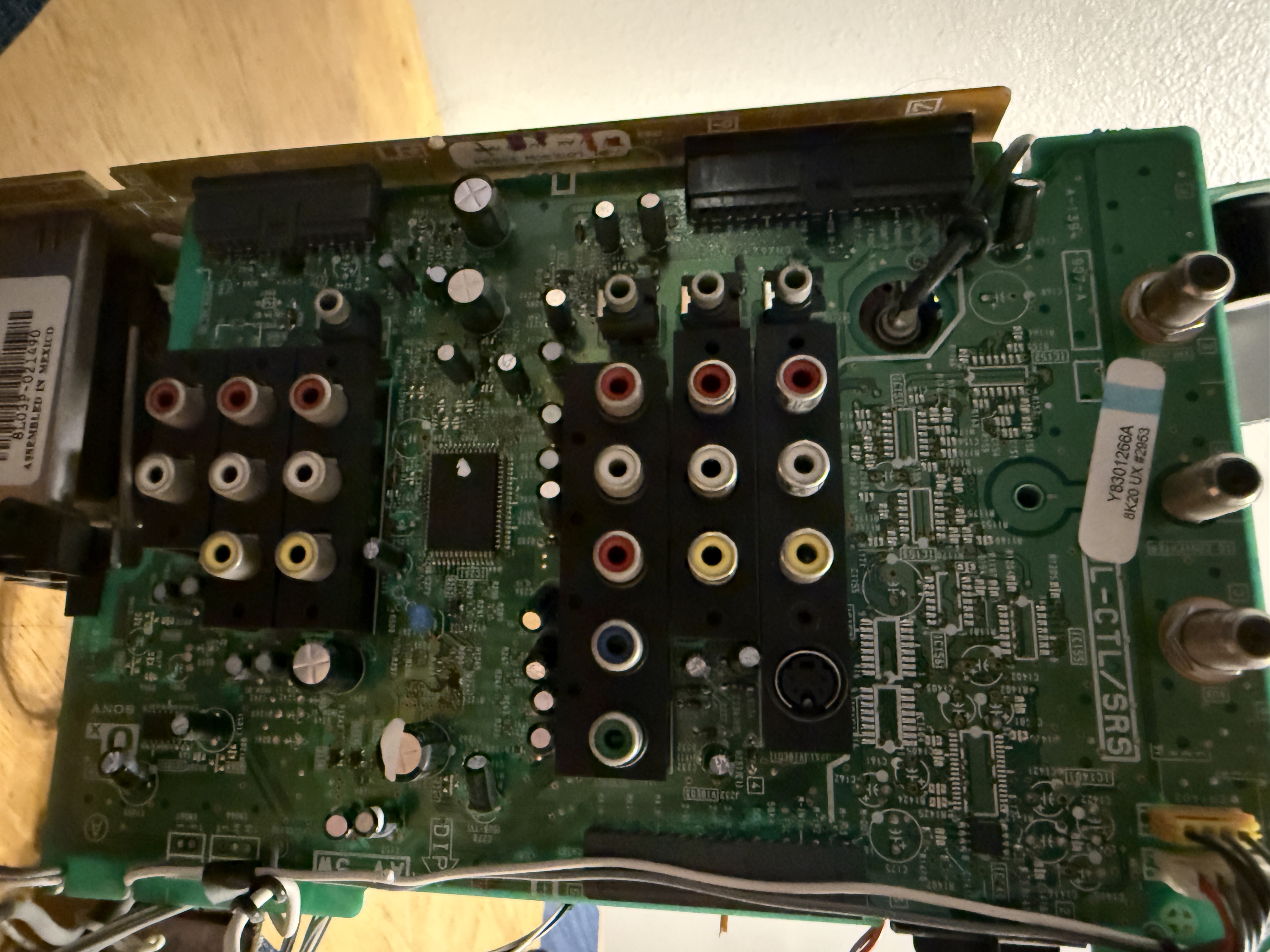 Sony KV-32XBR200