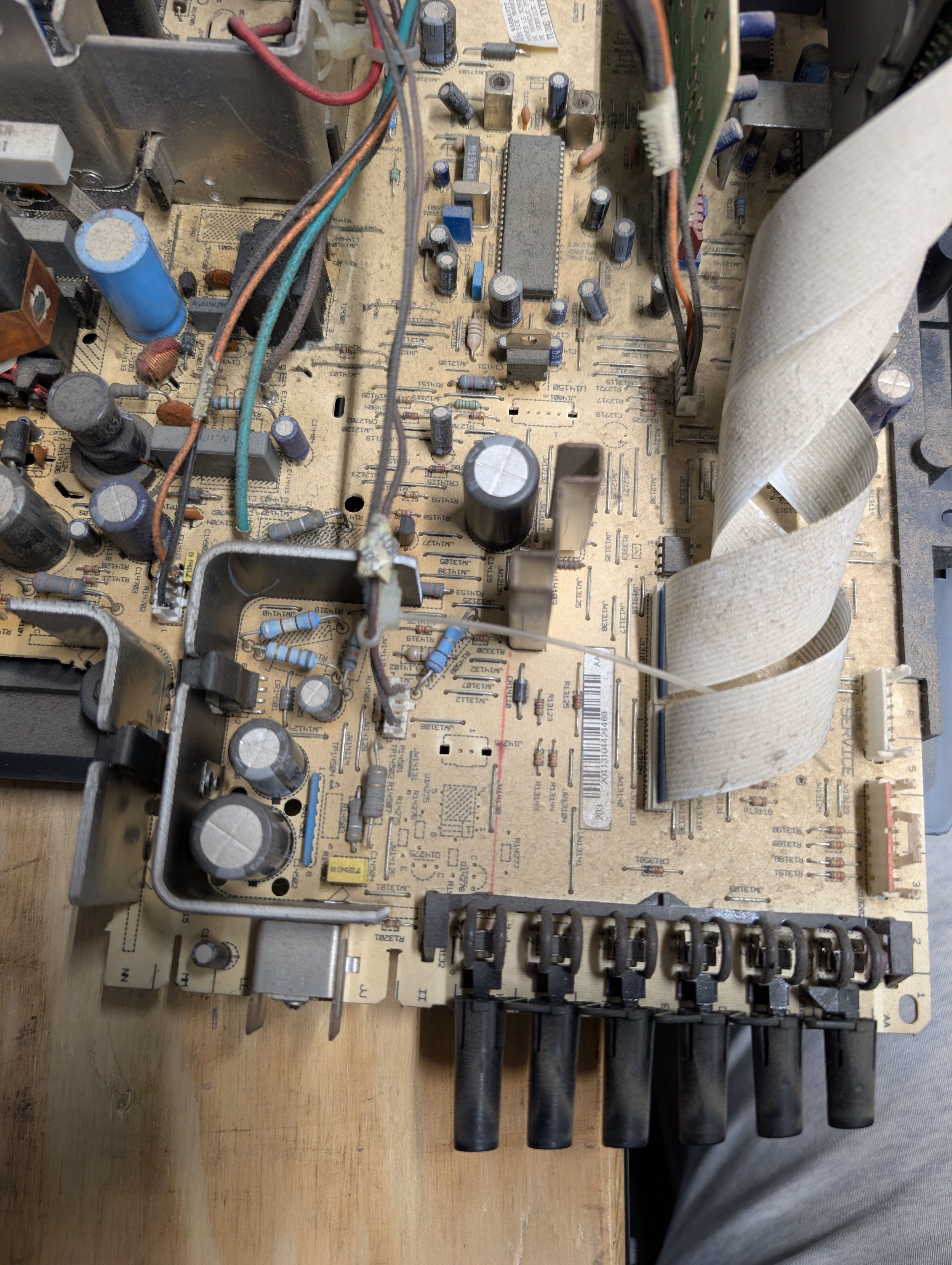 RCA F25648