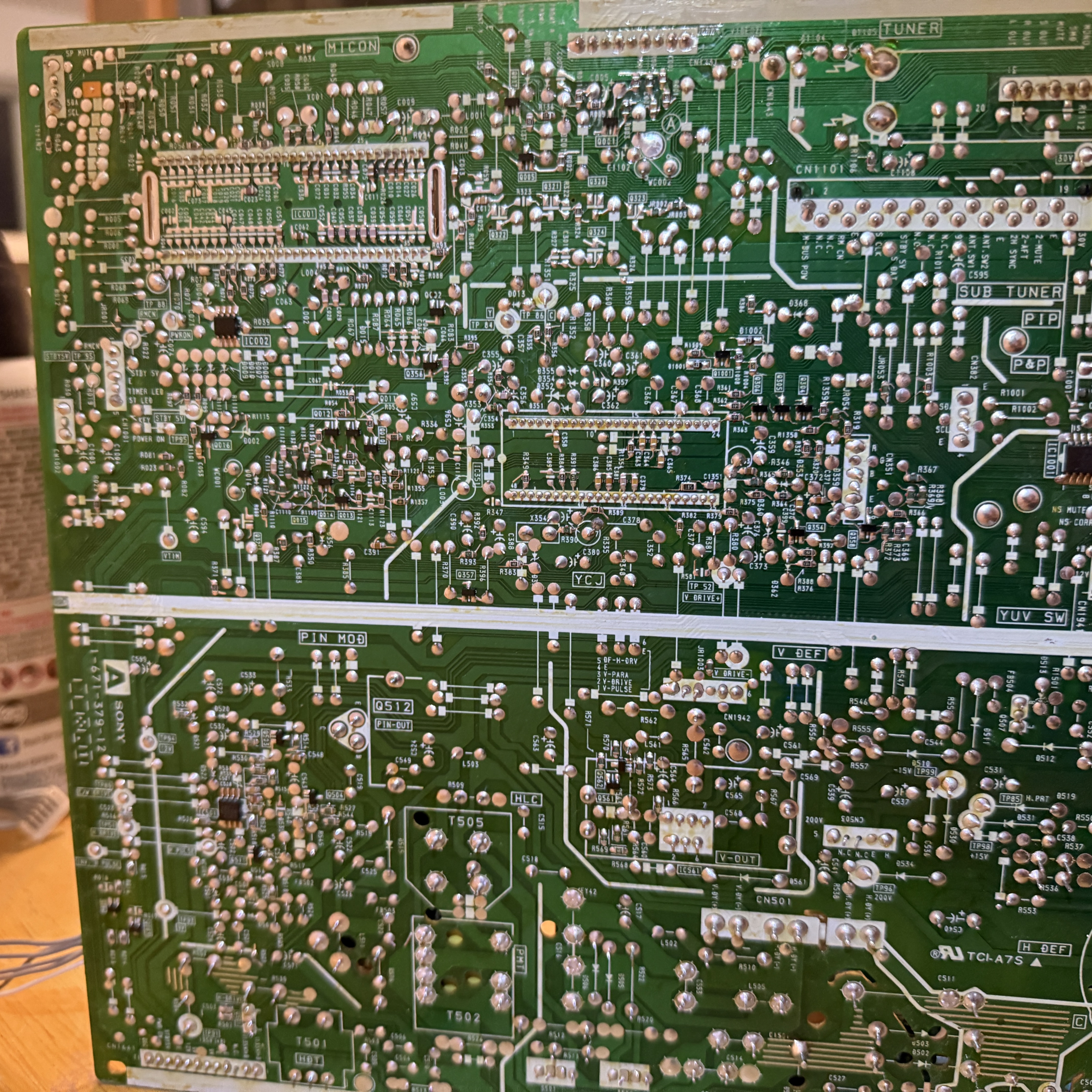 Sony KV-32XBR200