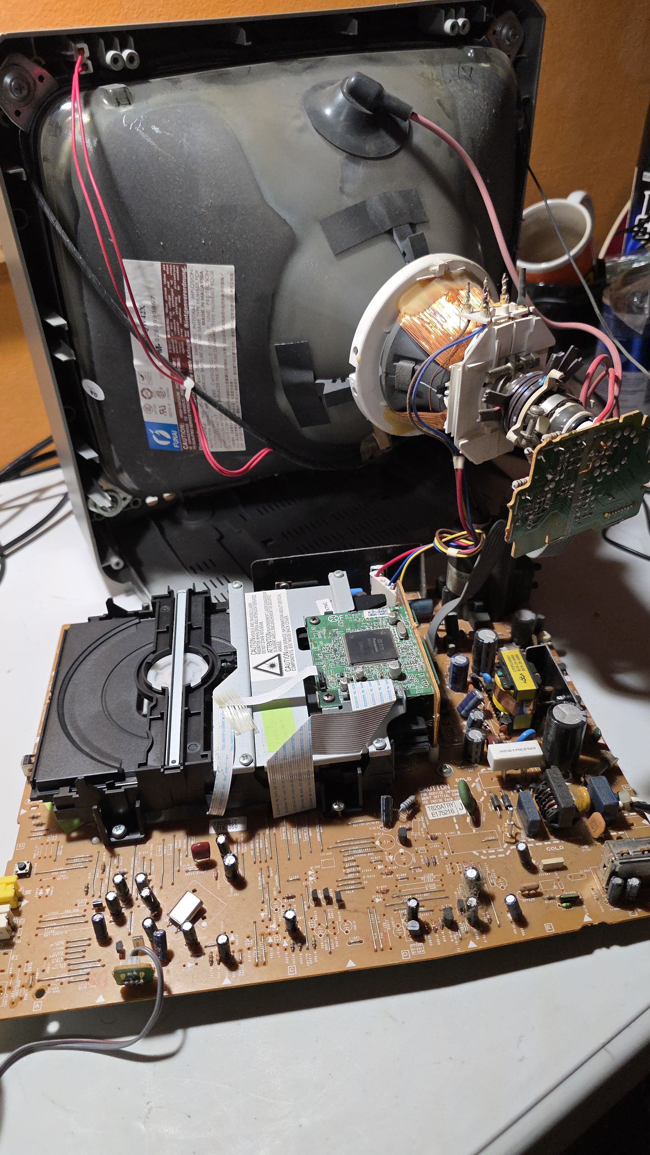 Magnavox MWC13D6