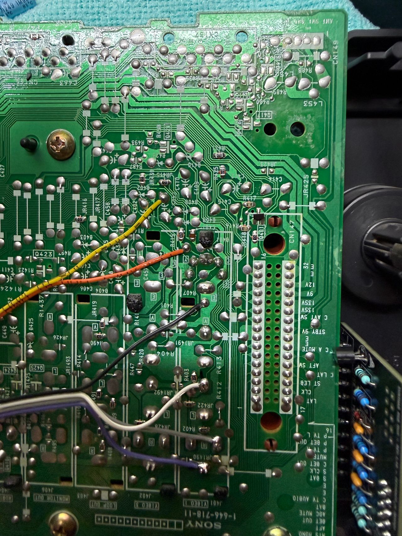 KV-27TS36 - S-video detect, sync, audio and ground. Purple wire is tied to ground as we are using the 1.4B board.