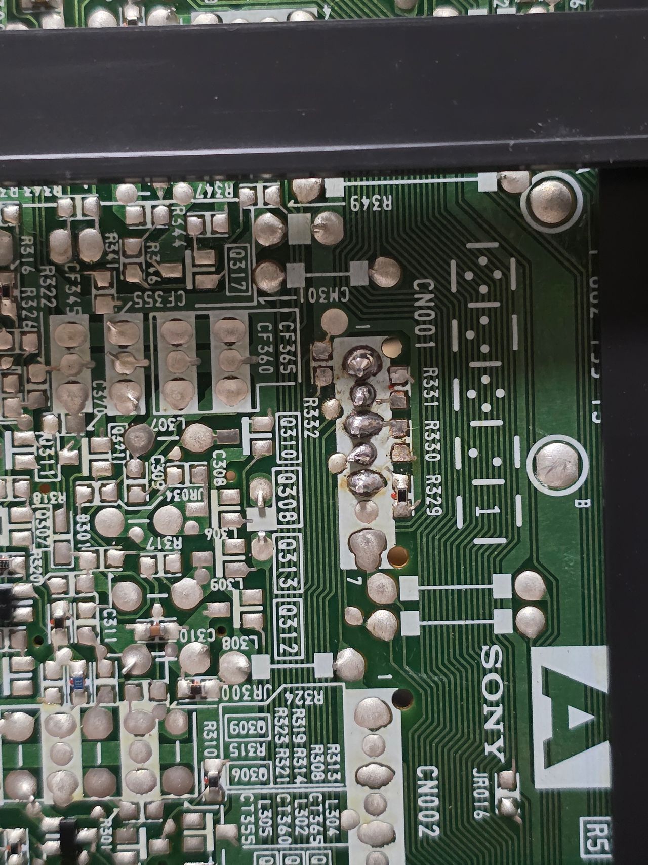 KV-PG14P10 - Remove R331, R330, R329