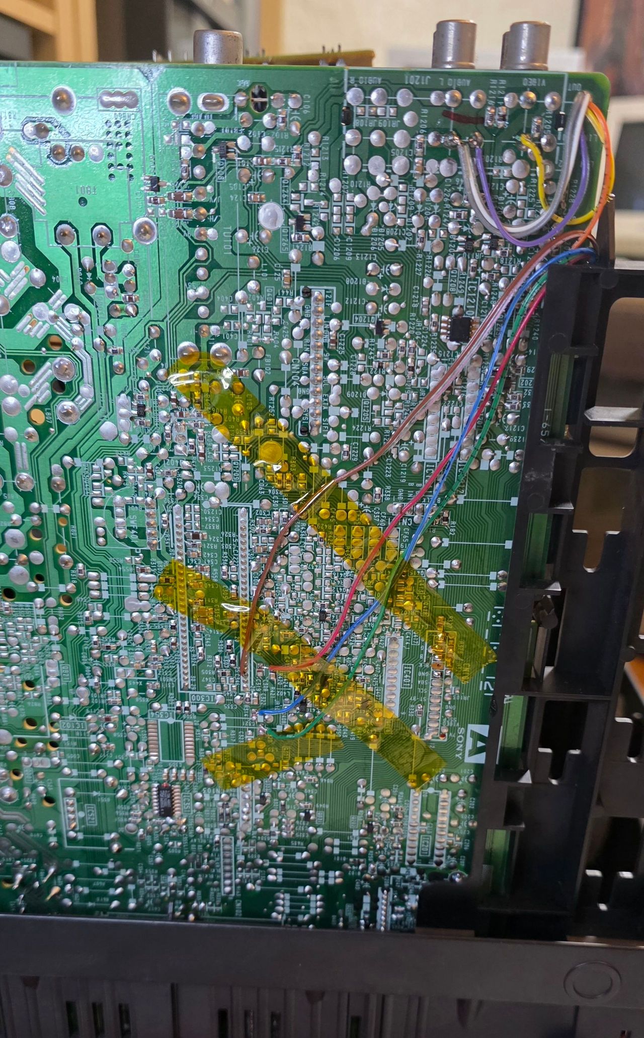 KV-G14P1 - RGB wires