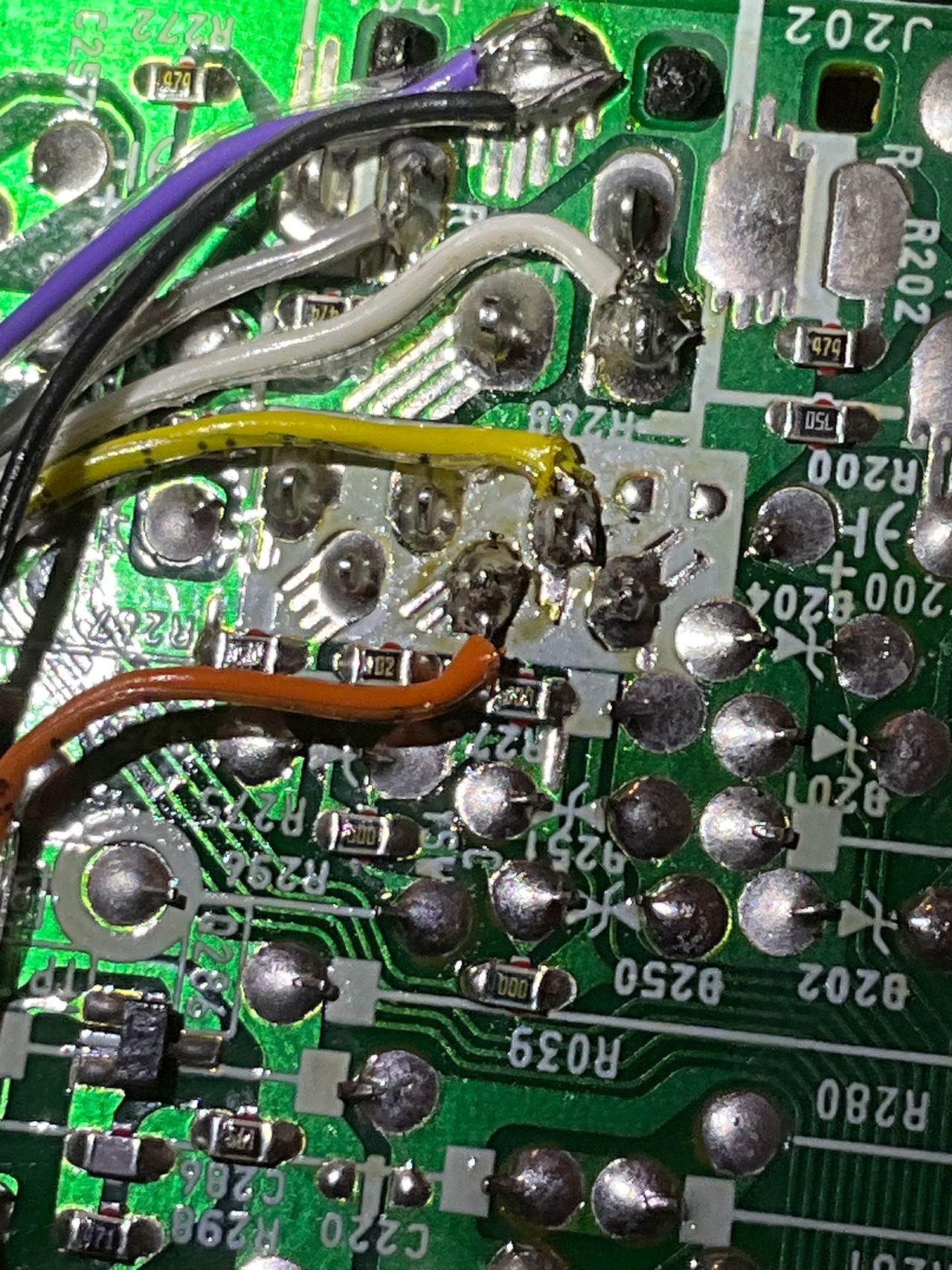 KV-27S42 - Sync, s-video detect, audio and ground wires