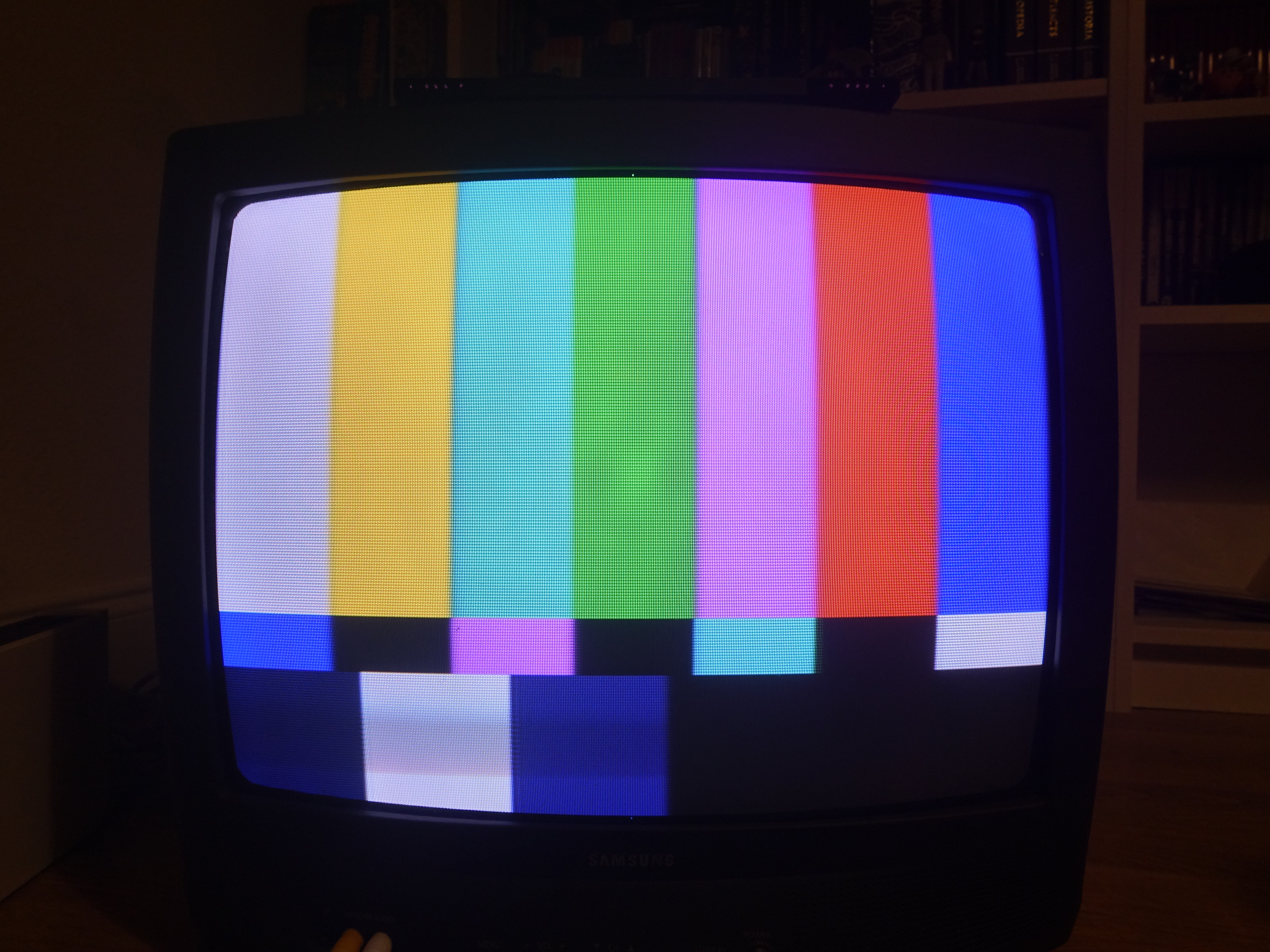 Samsung TXJ1966