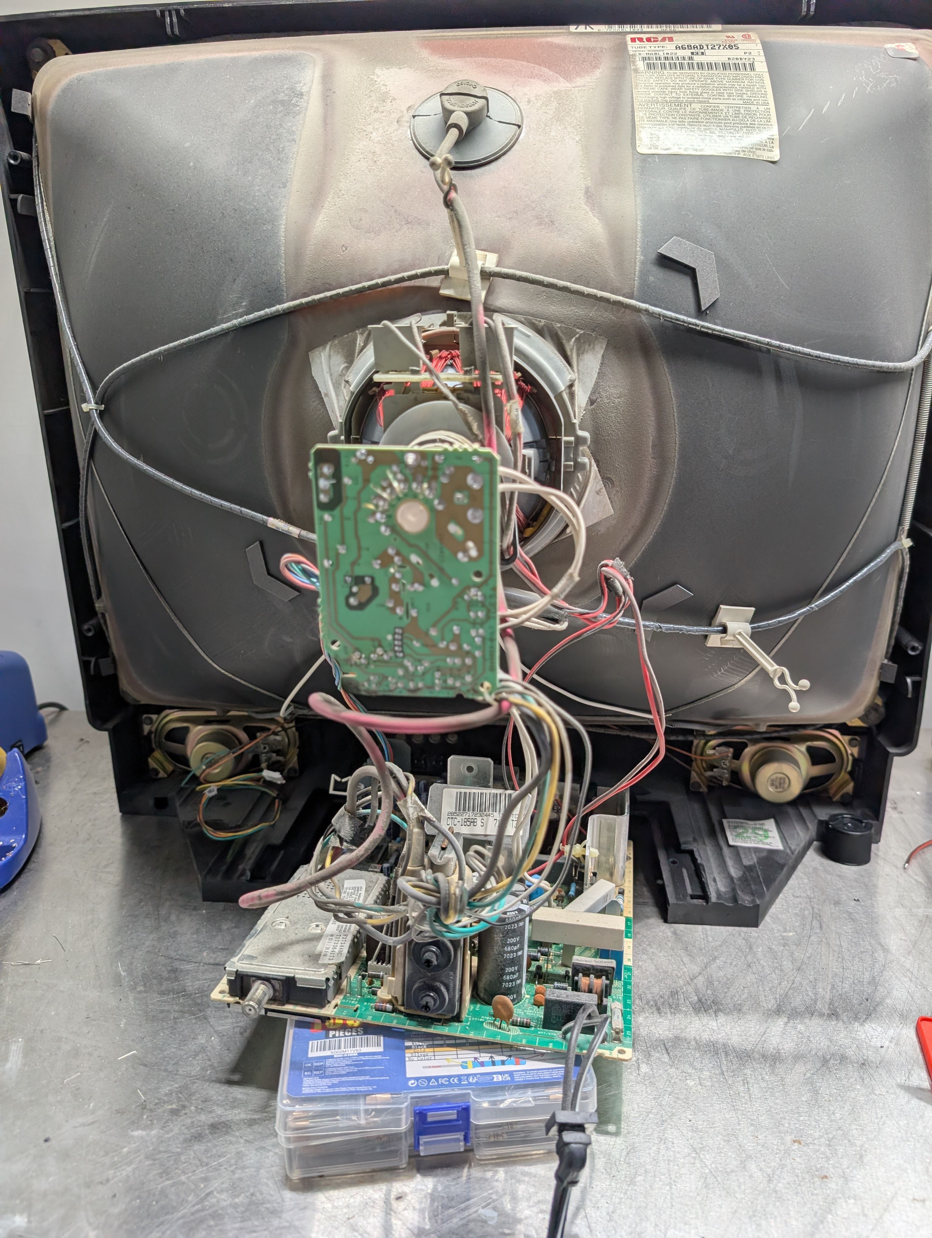RCA F27244BCTX2
