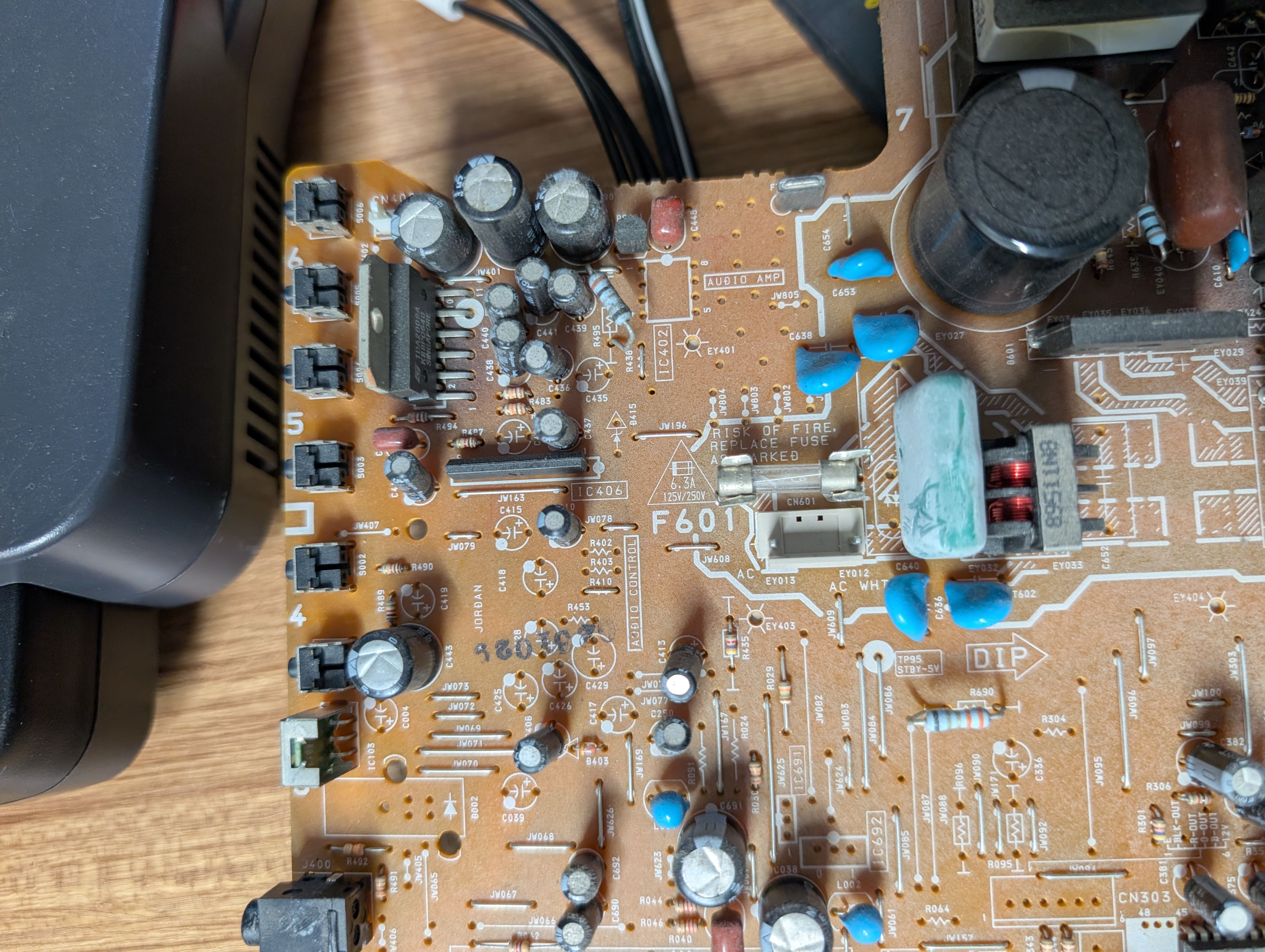 Sony KV-20S20