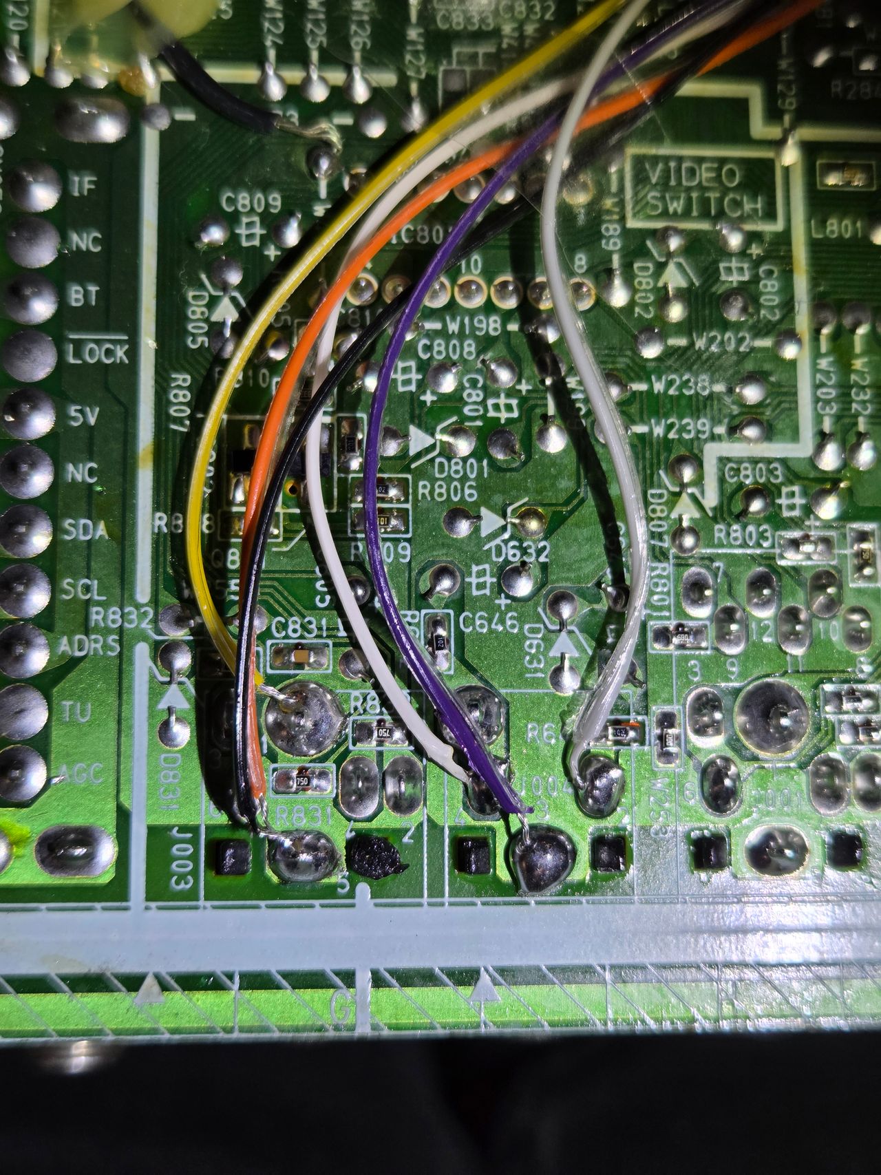 AV-20D202 - Sync, ground, audio wires attached