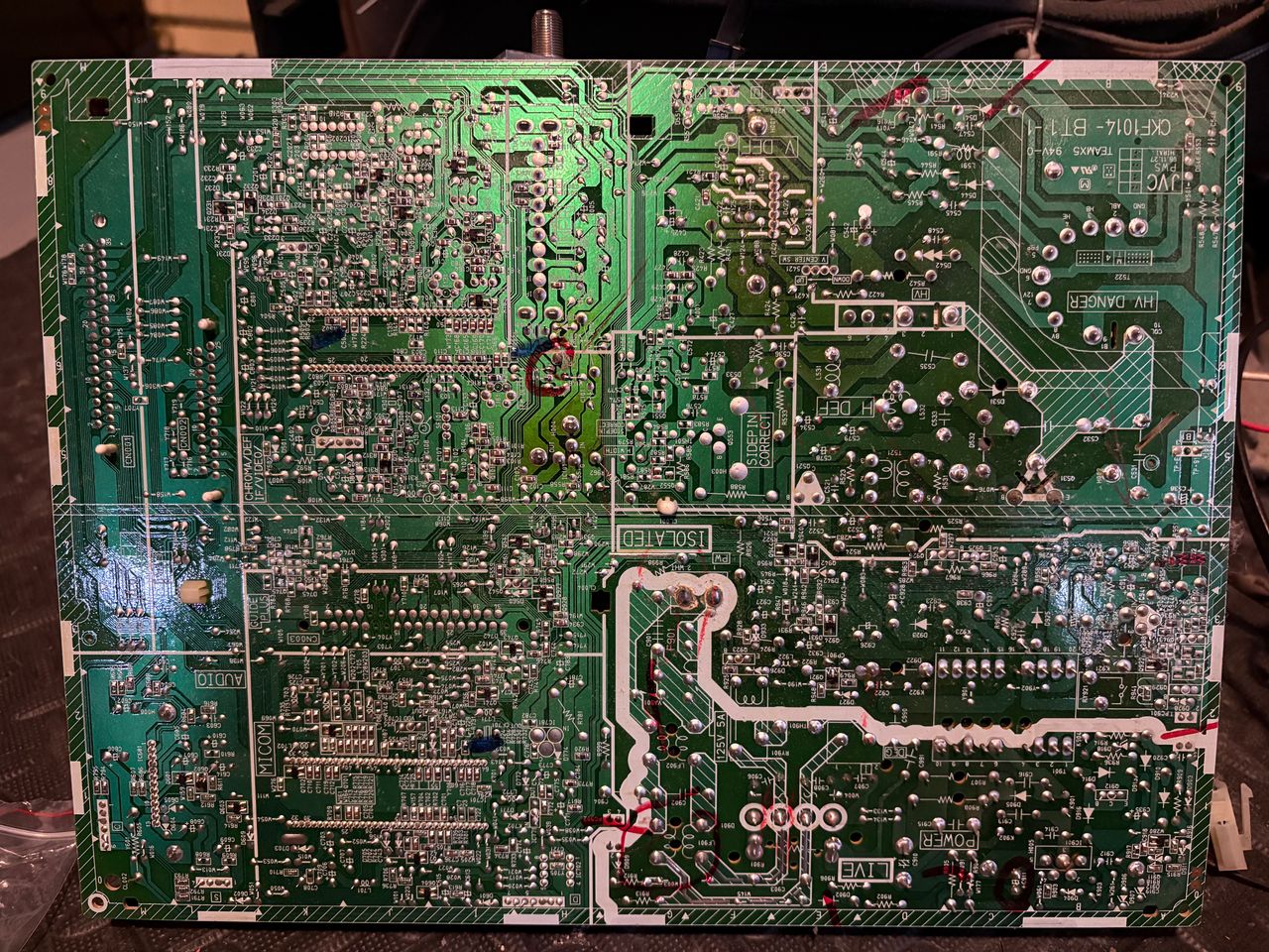 JVC AV-27050 RGB image