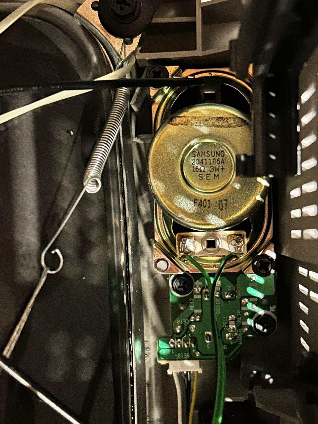 E13320 - Speakers