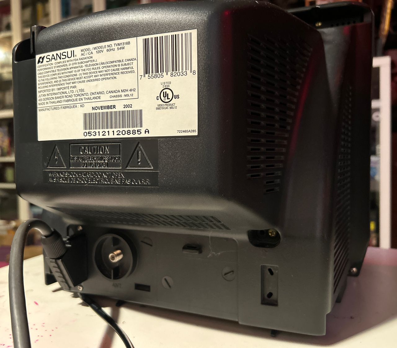 TVM1316B - SCART cable plugged.