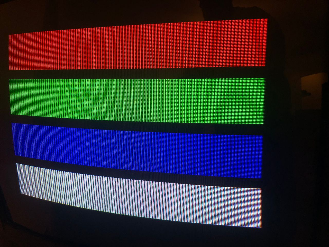 27L-S100 - RGB Pattern