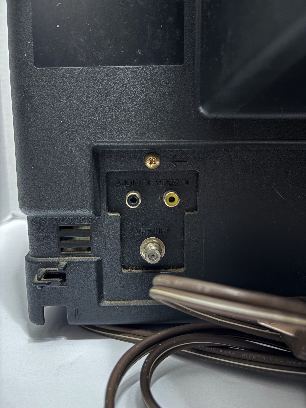 Sony KV-1397R