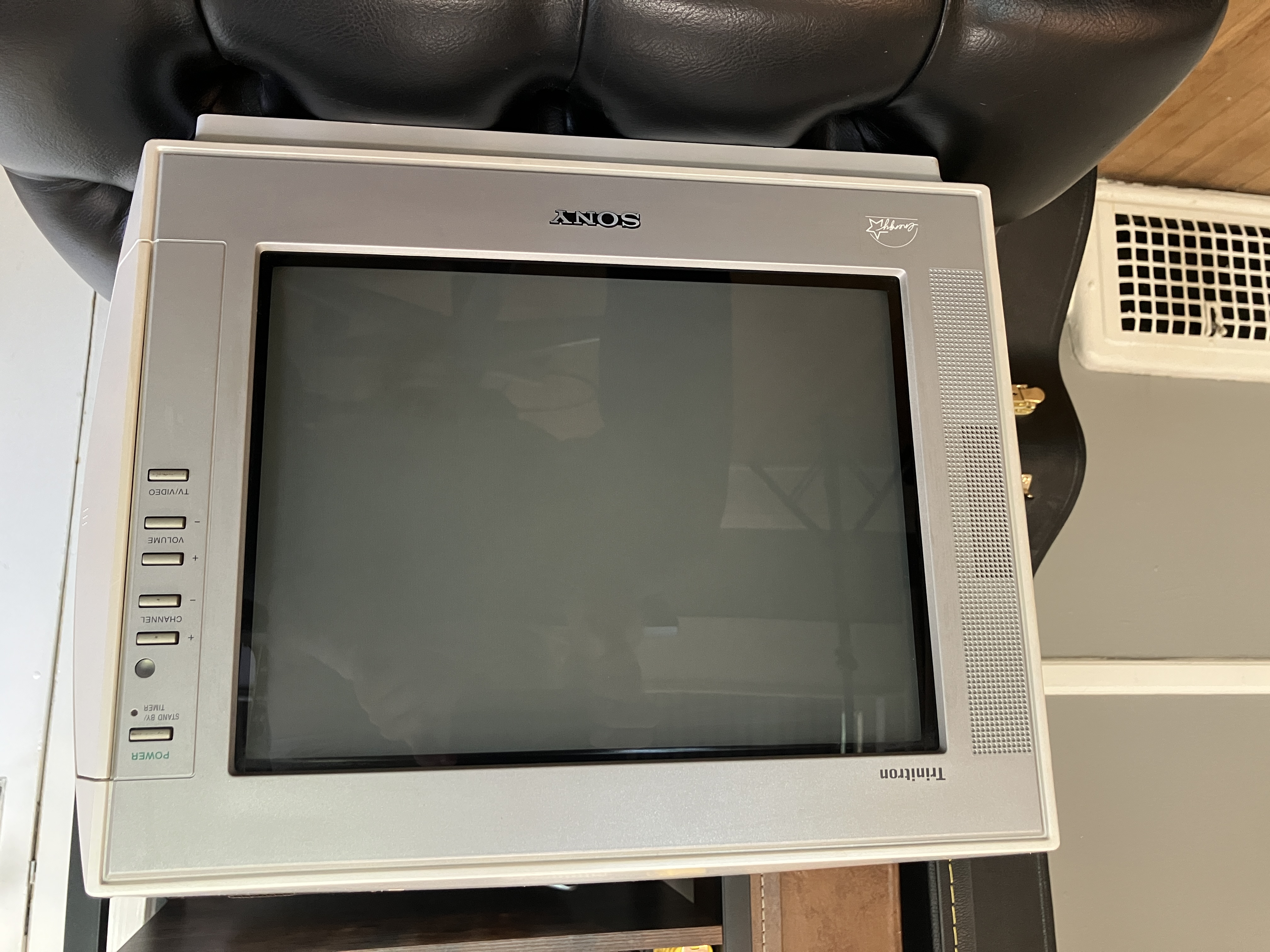 Sony KV-13FM13
