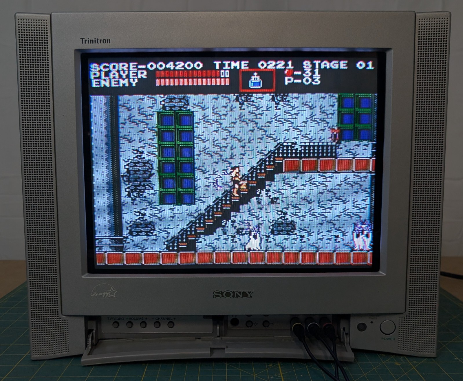 Sony KV-13FS100