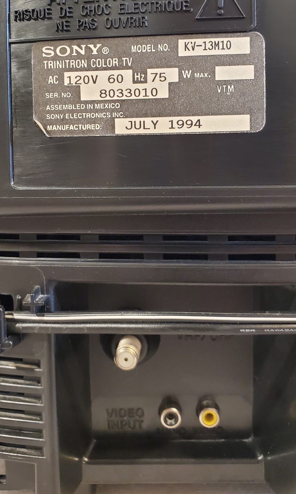 Sony KV-13M10