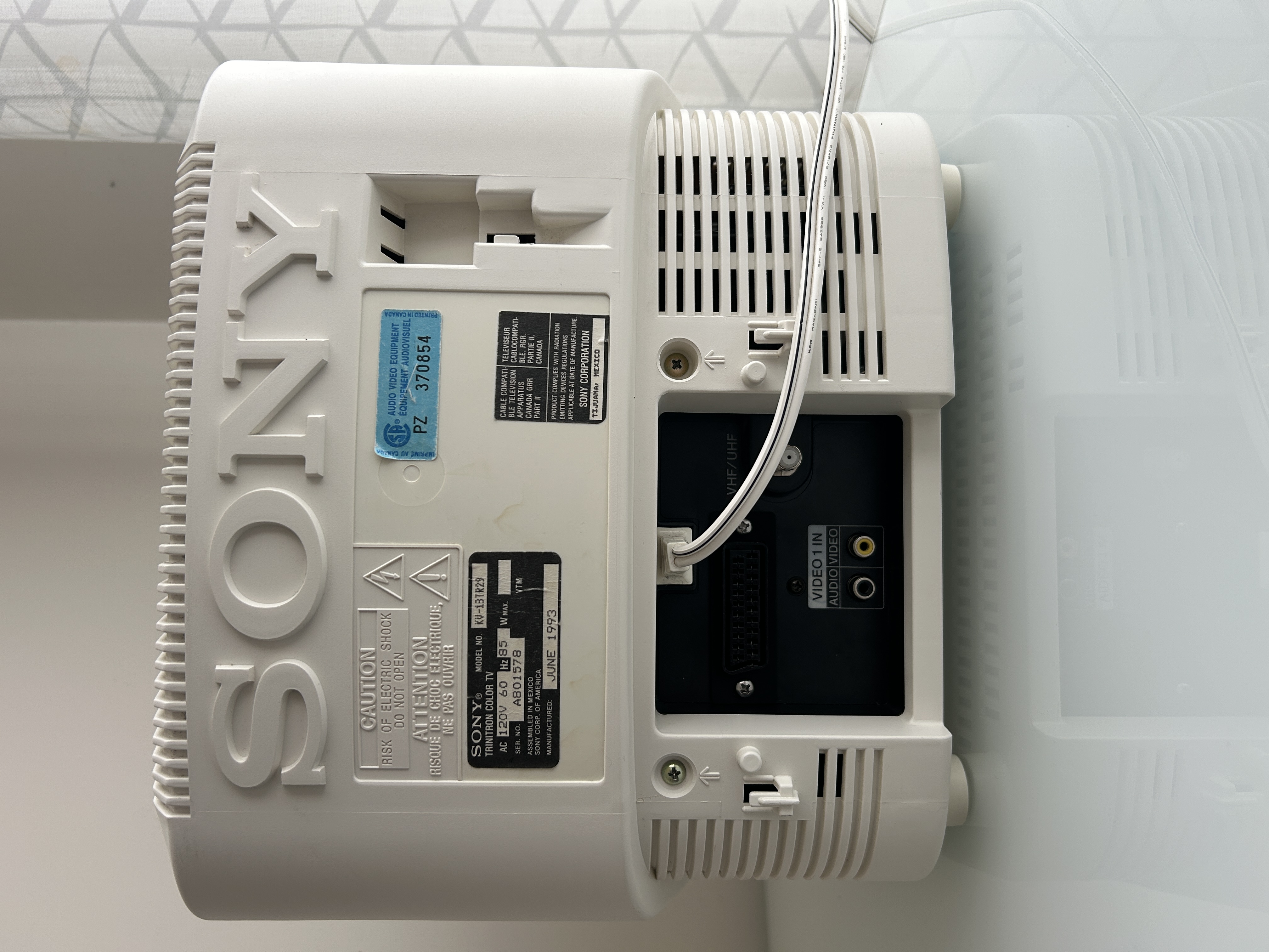 Sony KV-13TR29