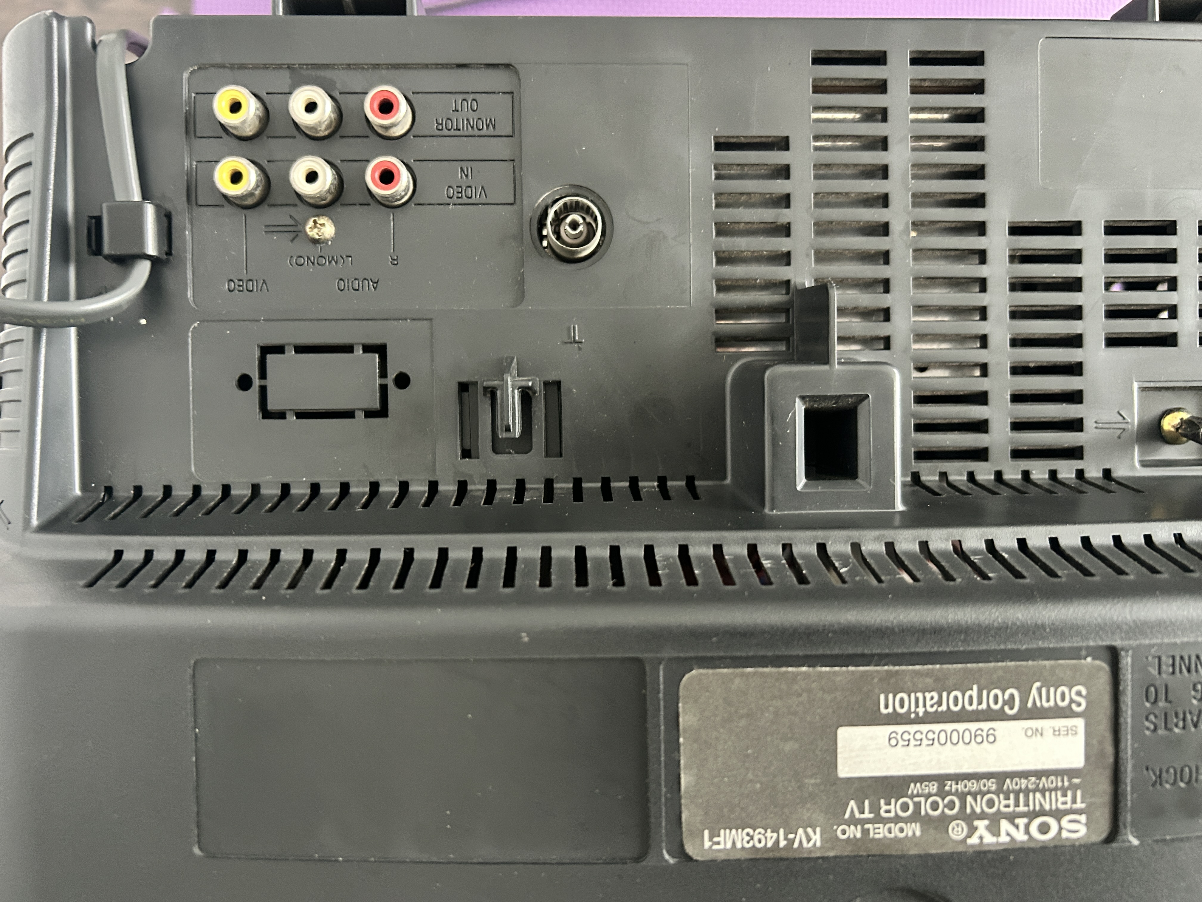 Sony KV-1493MF1