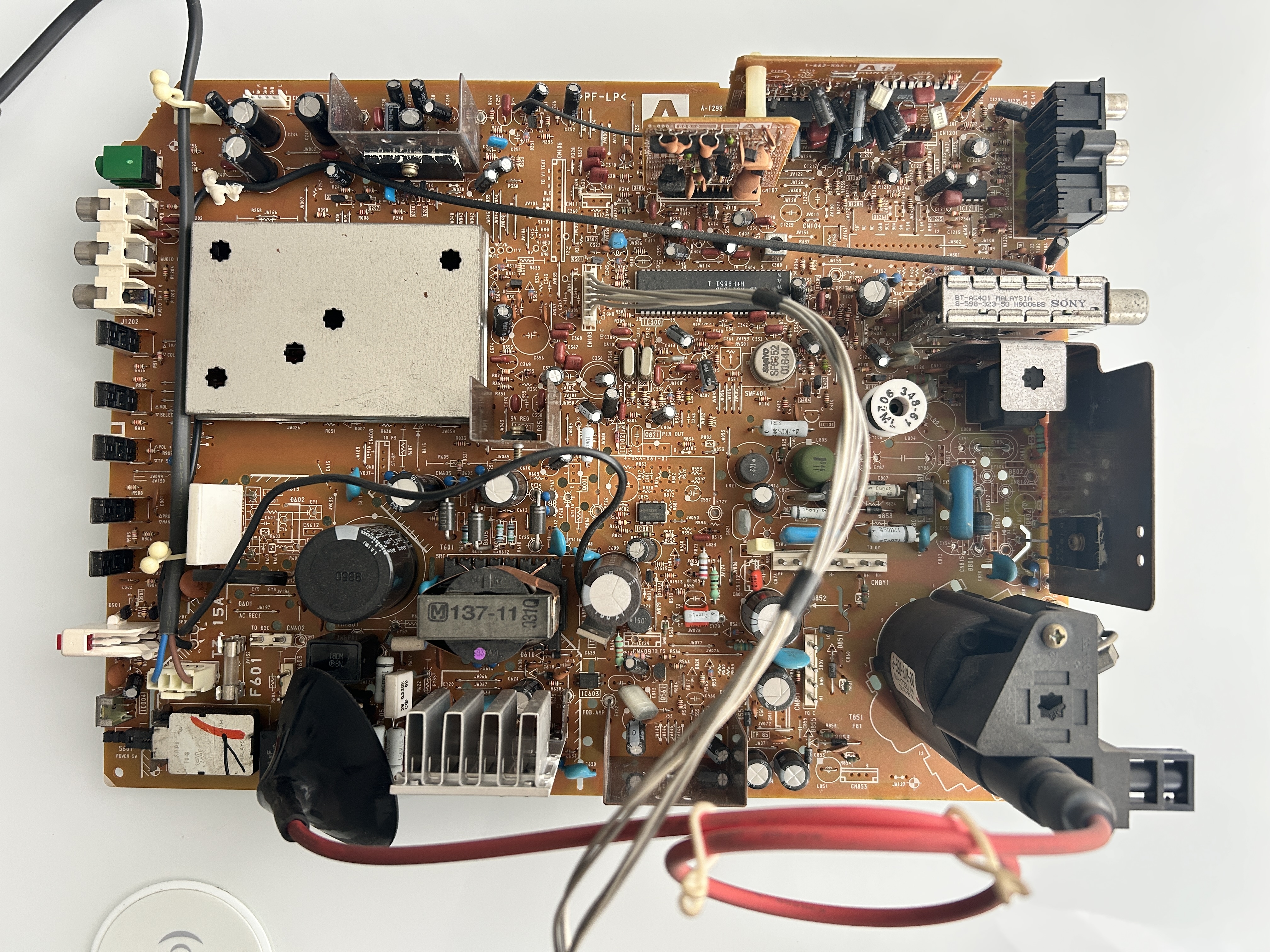 Sony KV-1493MF1