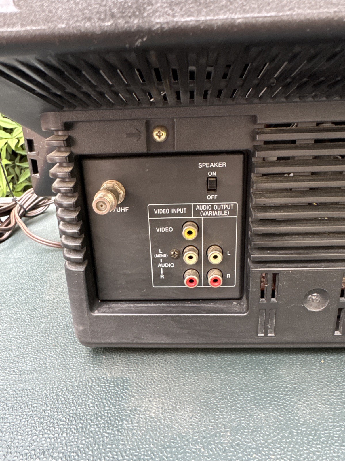 Sony KV-19TS20