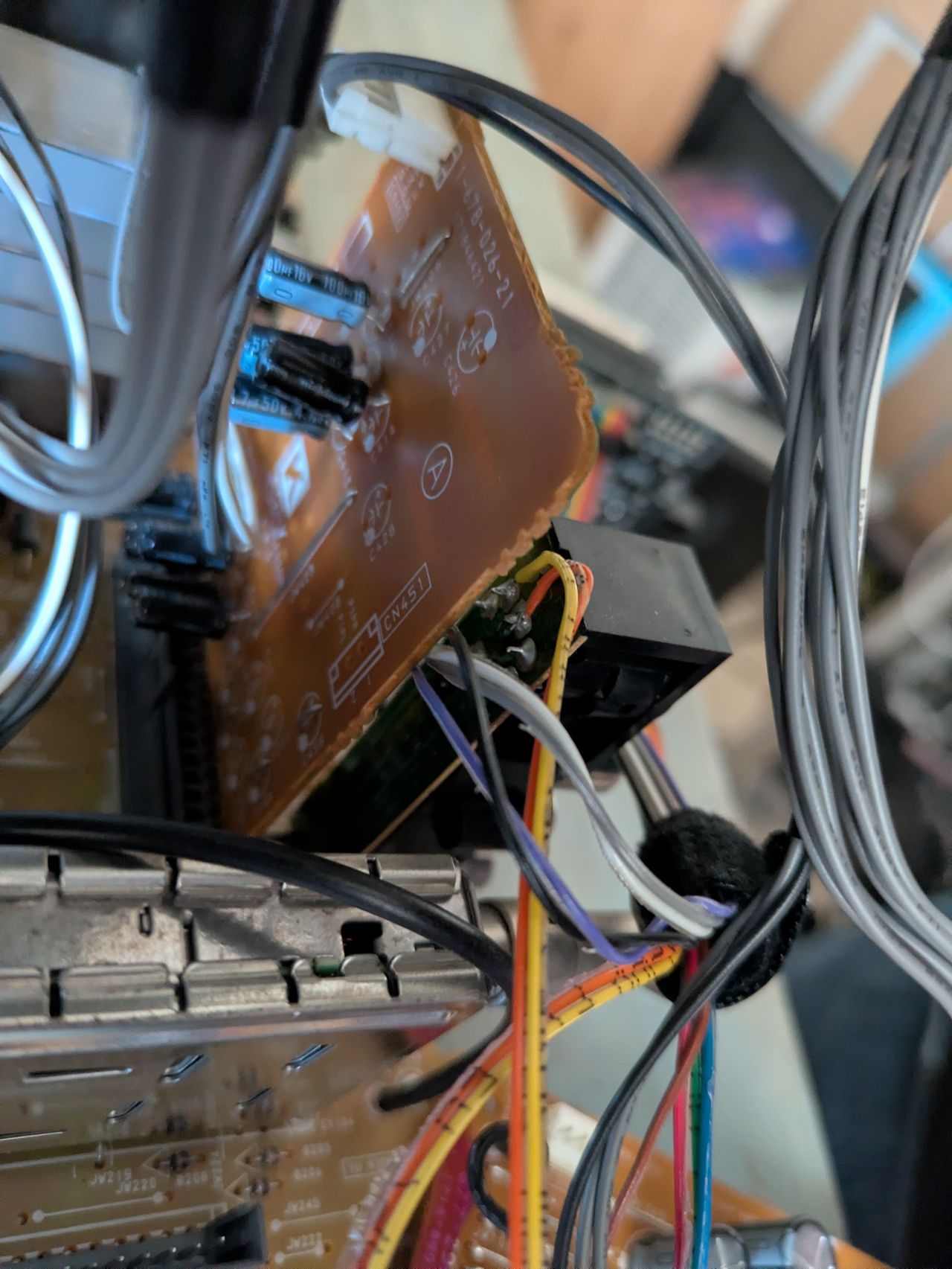 KV-20FV12 - Sync. Make sure to wire the orange wire to S-Video detect.