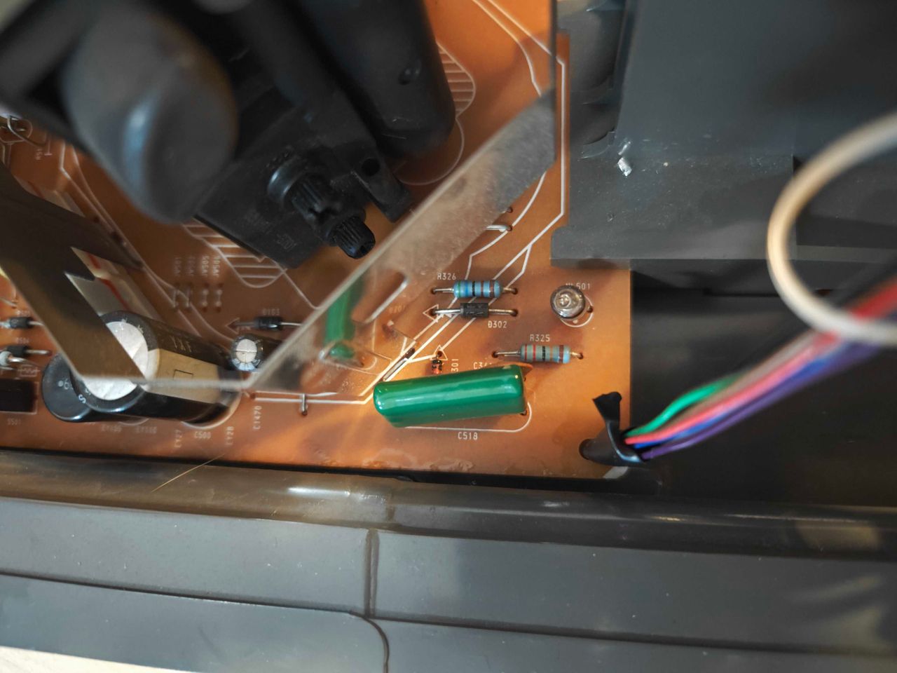 PVM-20L1 - Wires routed.