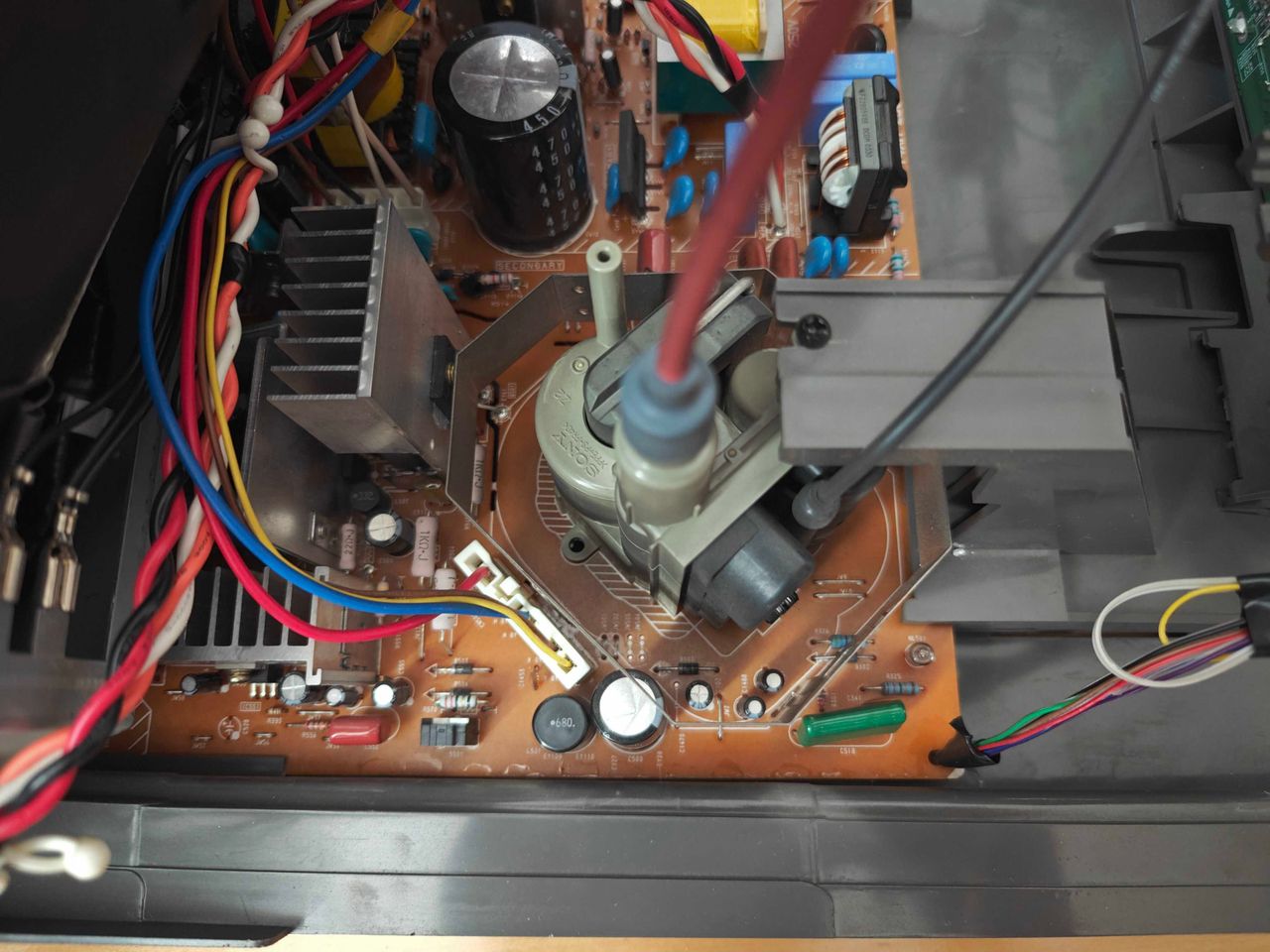 PVM-20L1