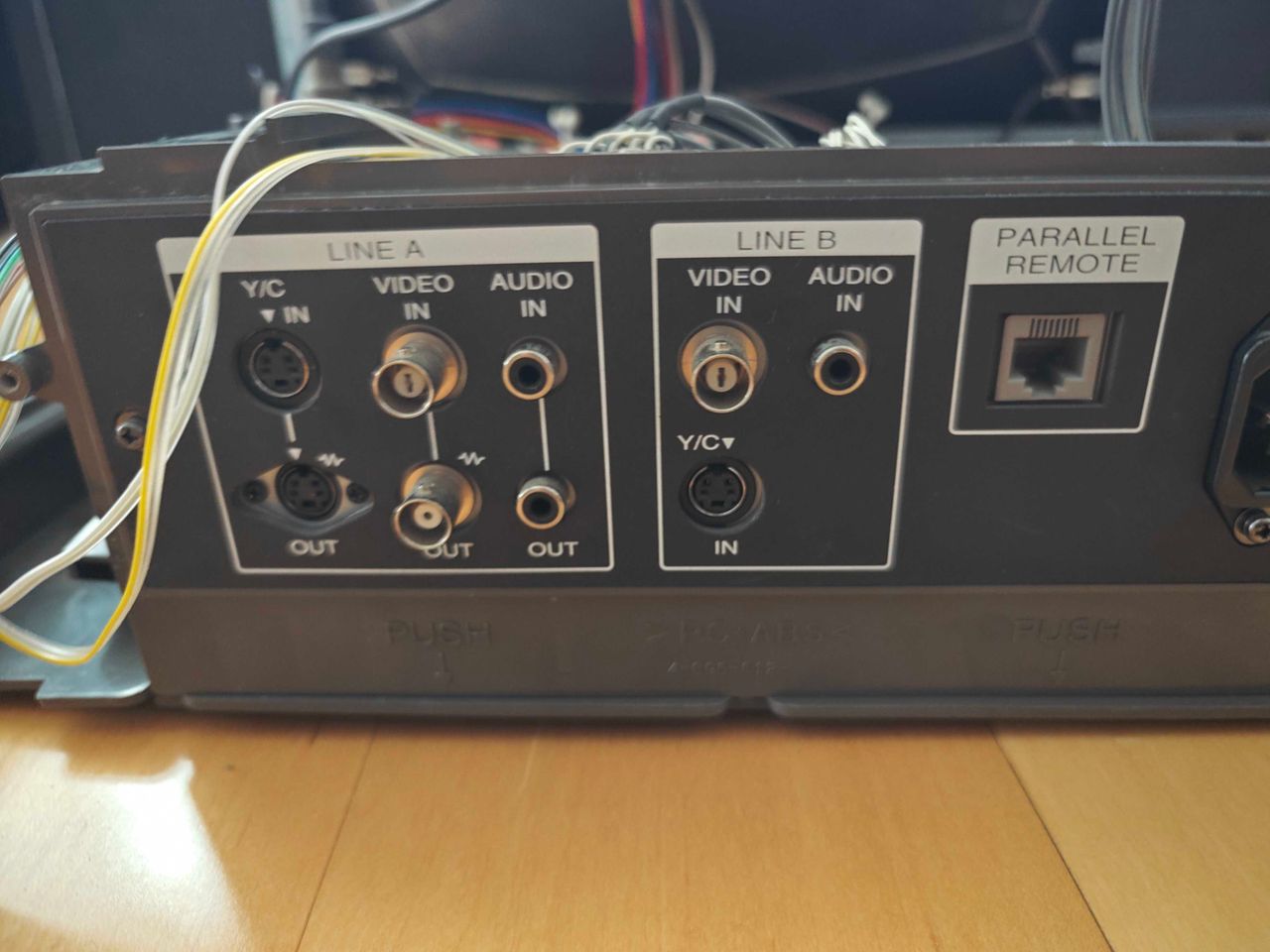 PVM-20L1
