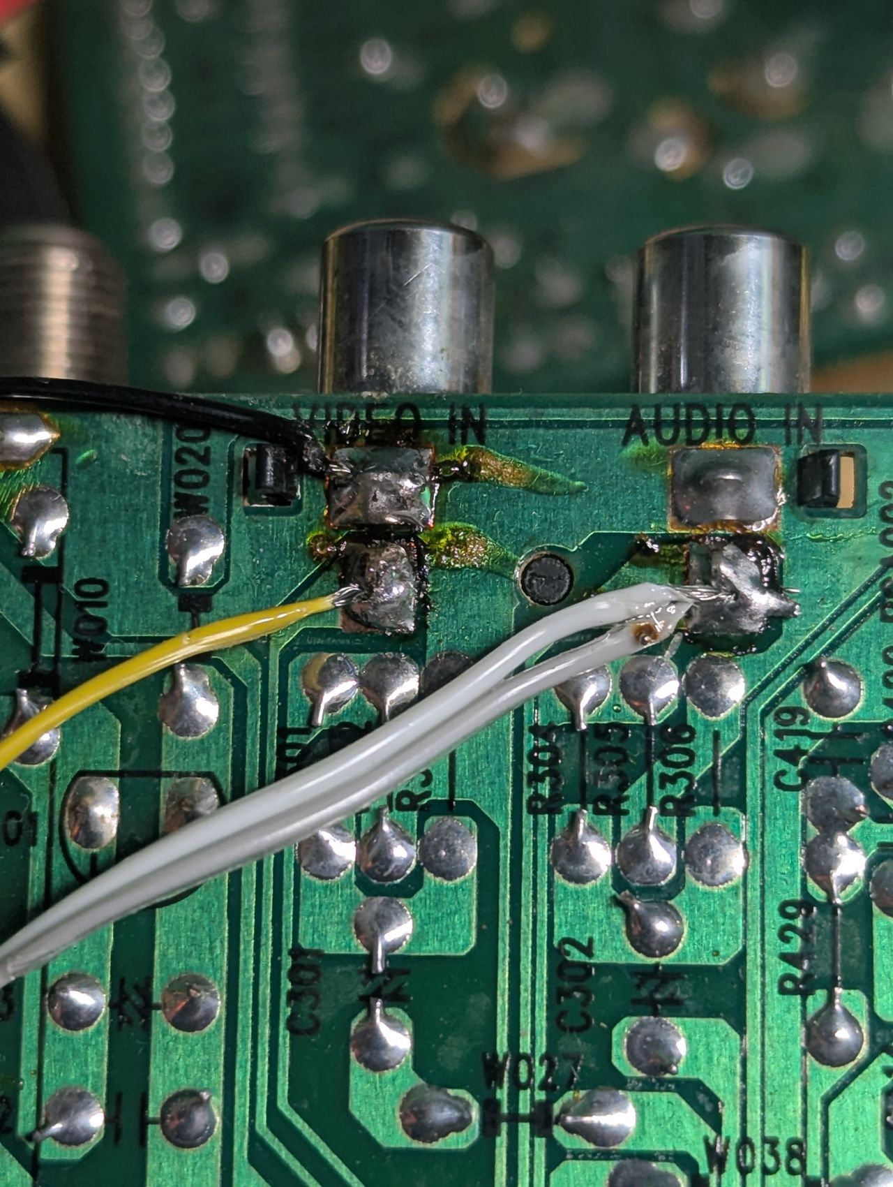 SB315 - Ground, sync and audio wires. Purple and orange wires can be left disconnected or you can ground them.