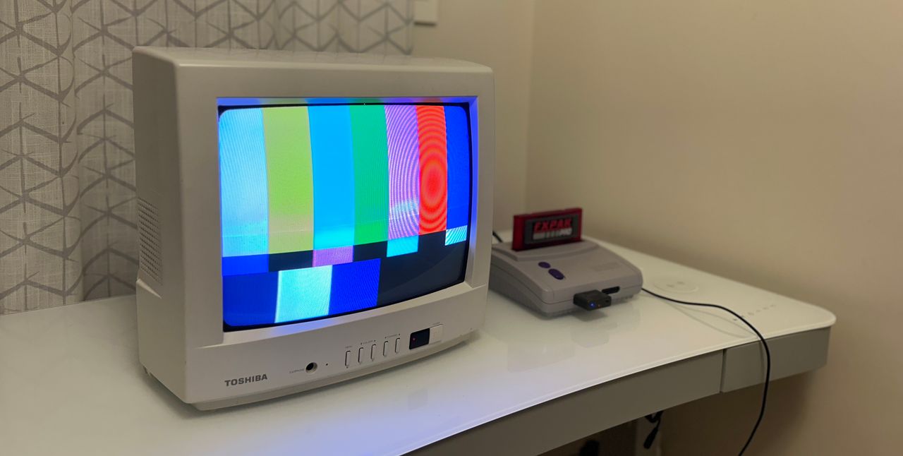 Toshiba CF13E23 RGB image