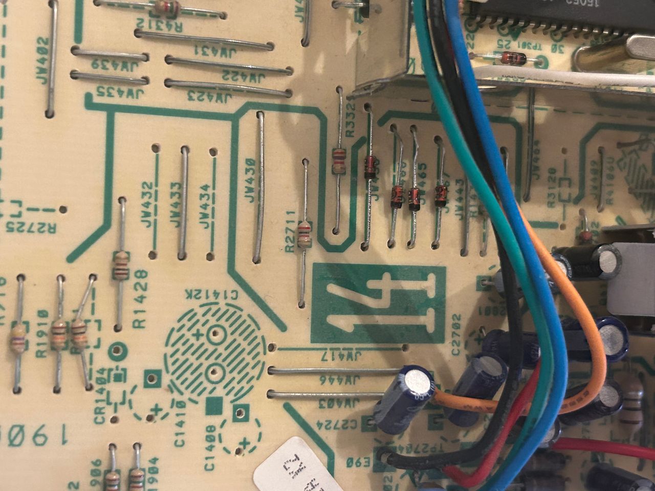 F20352SF - Diodes are important to reduce interference.