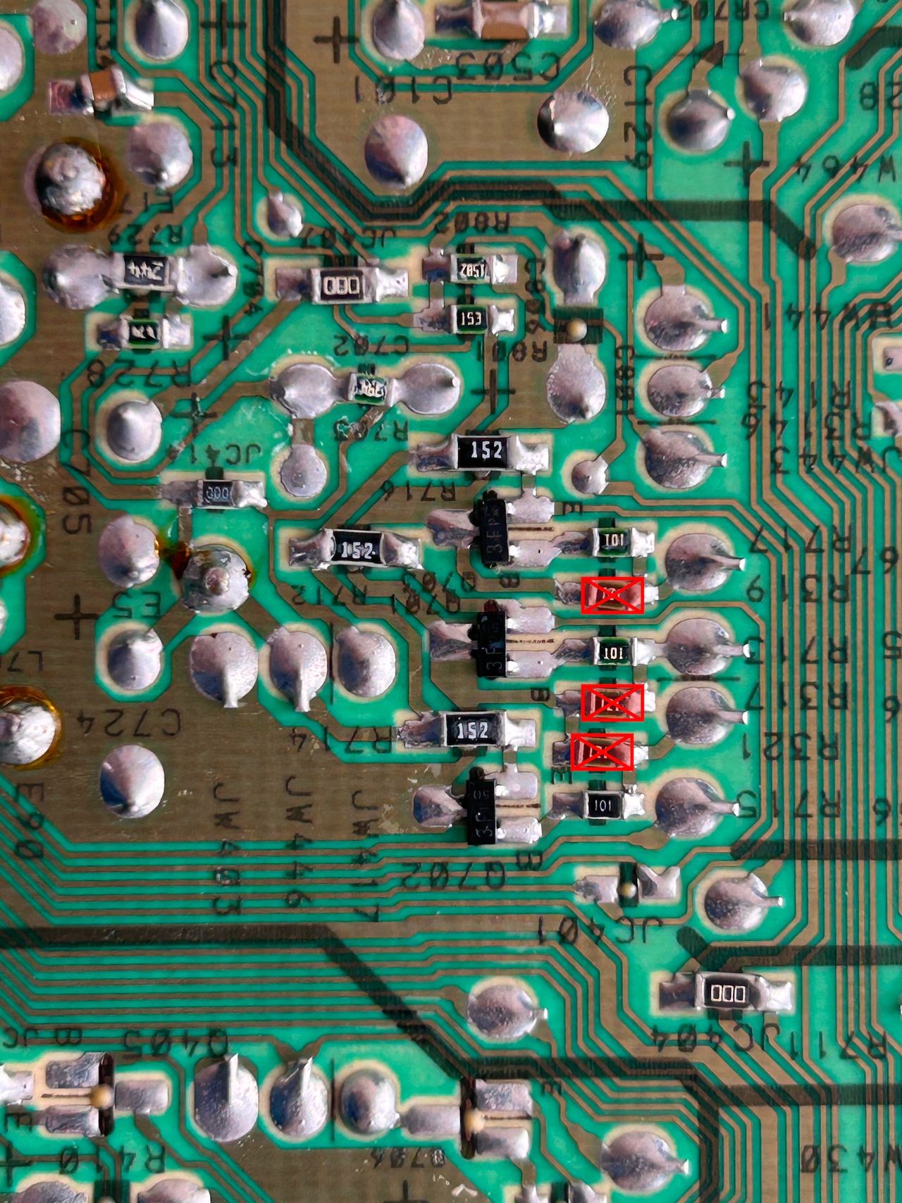 F20352SF - Remove these three 120ohm resistors