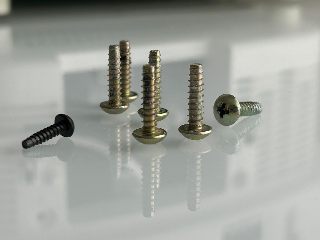 KV-13TR29 - 6 screws to remove the back cover of the CRT. One black screw to remove the A/V panel.