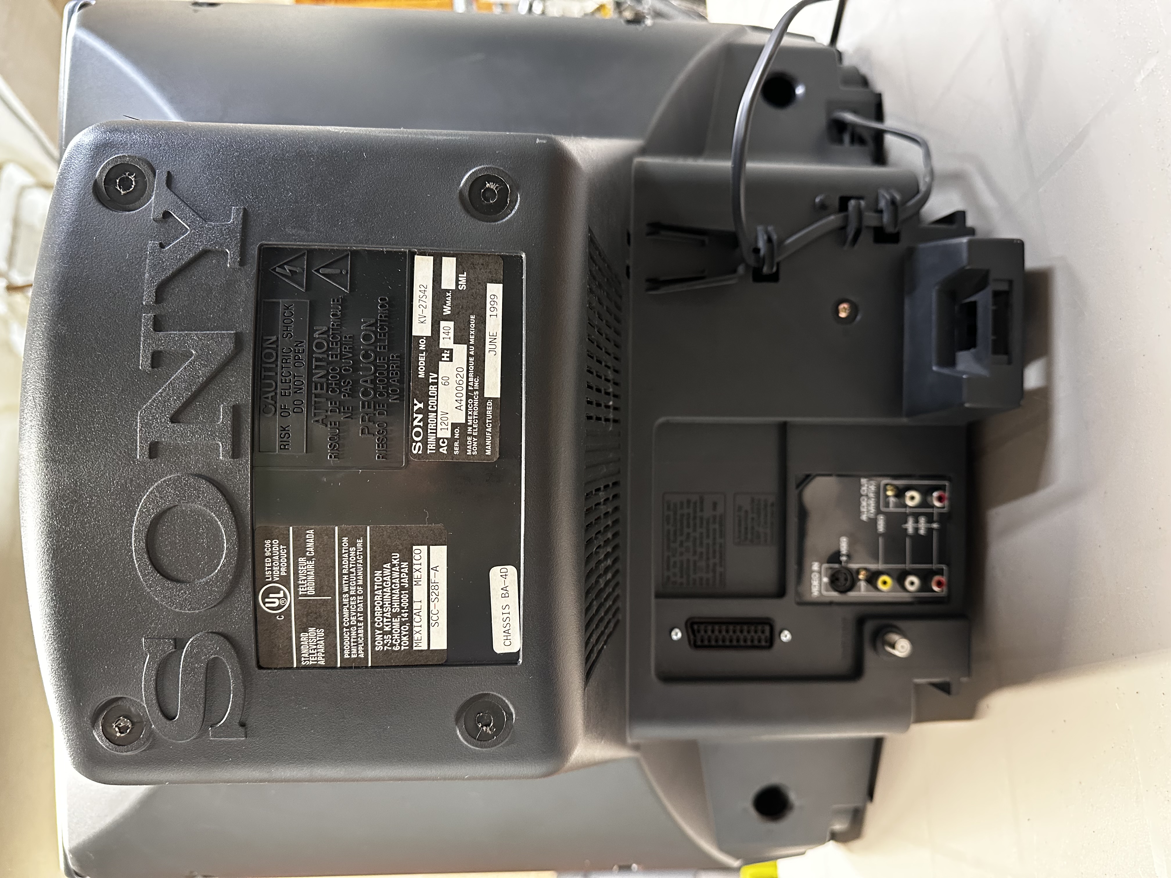 Sony KV-27S42