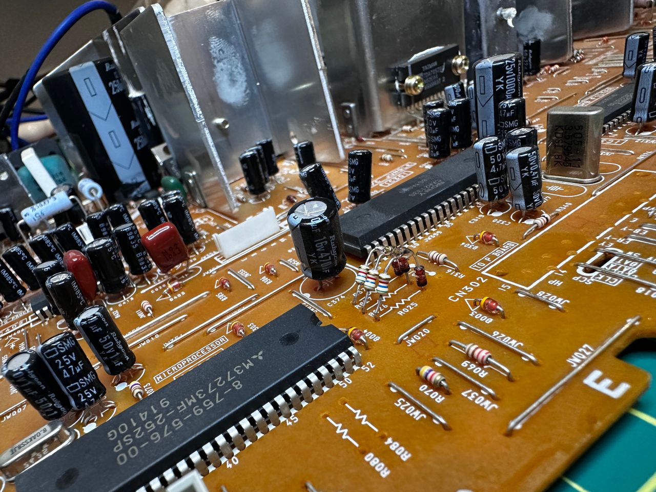 KV-27S42 - Diodes attached different angle