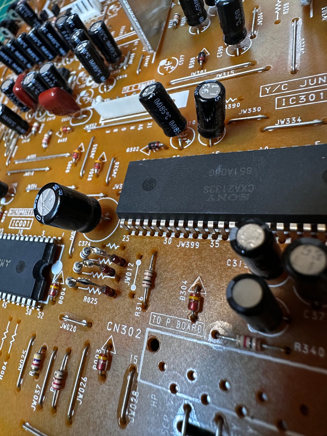 KV-27S42 - Diodes attached