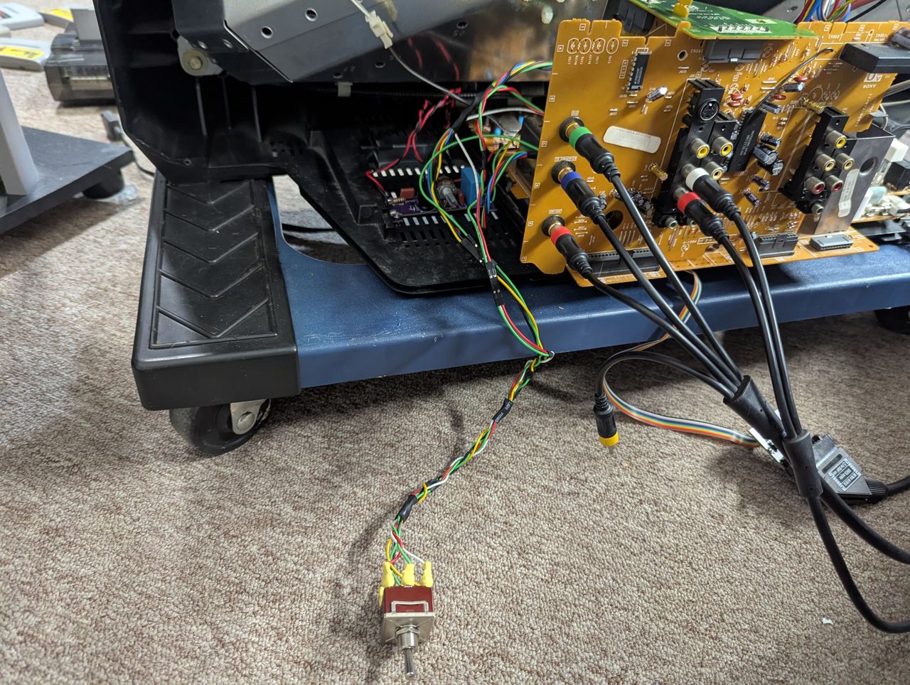 KV-32V35 - Testing the switch for YPbPr. Used Dupont connectors for the YPbPr jacks and switch so the back could still be...