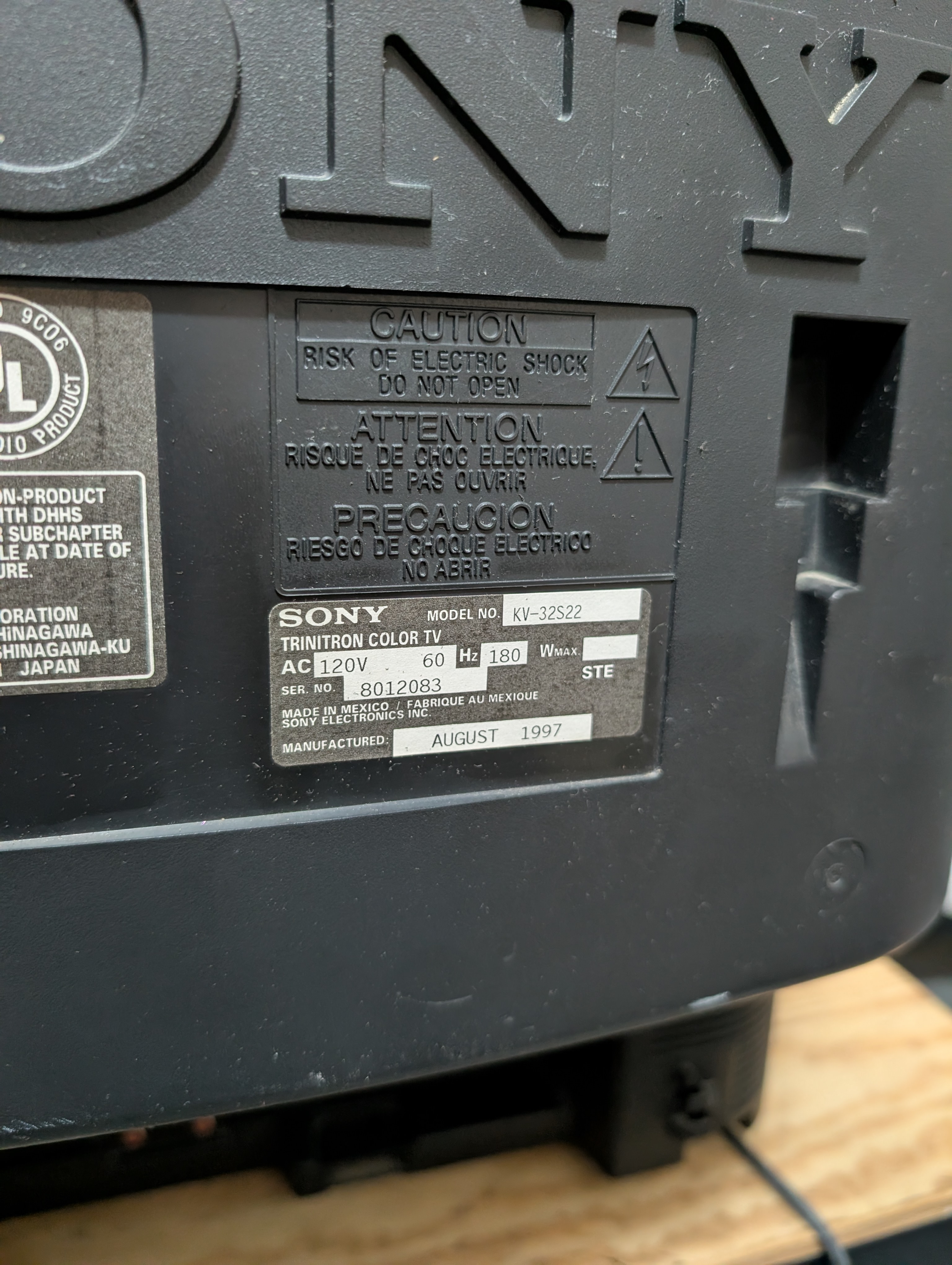Sony KV-32S22