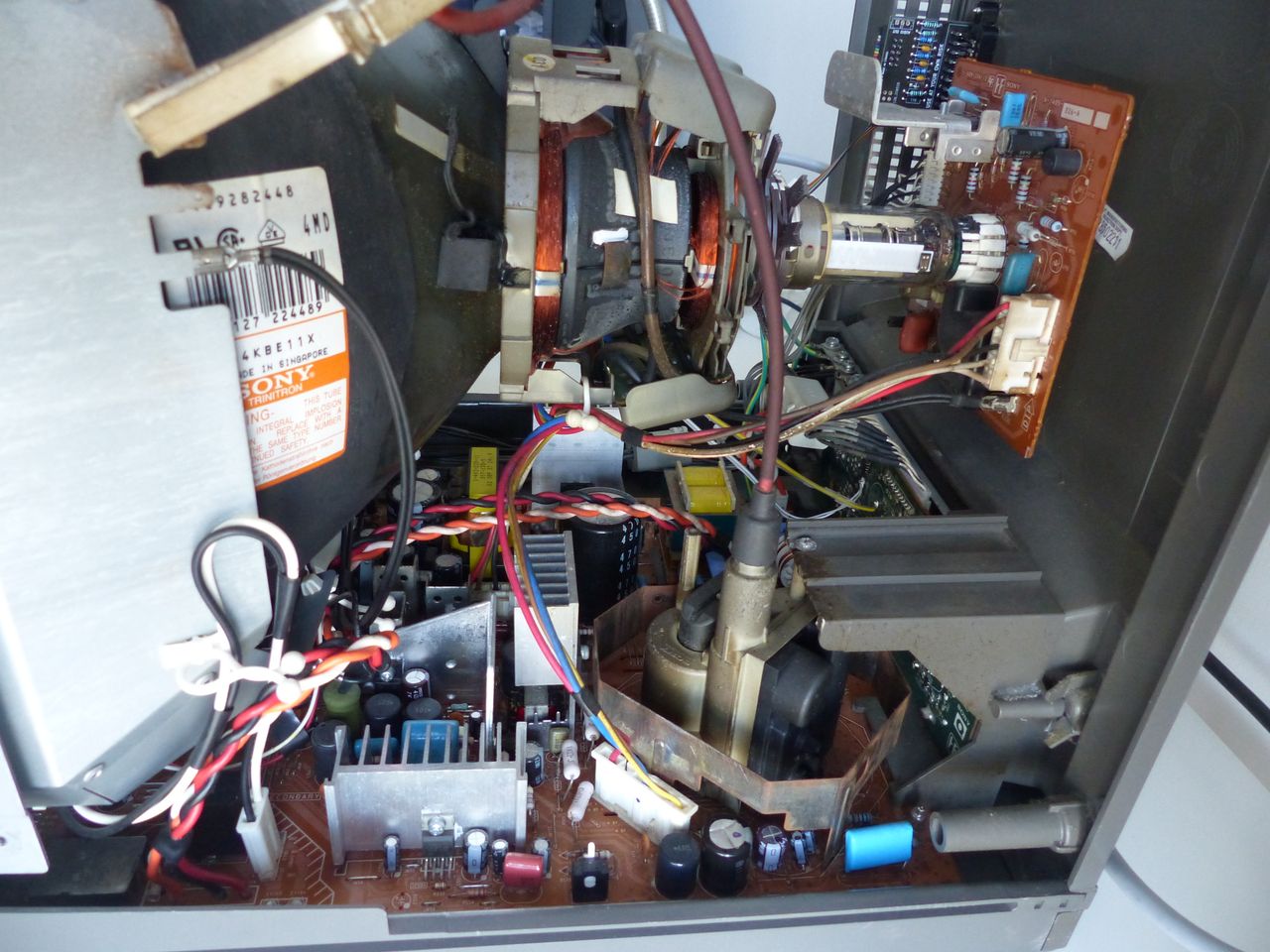 PVM-14L1